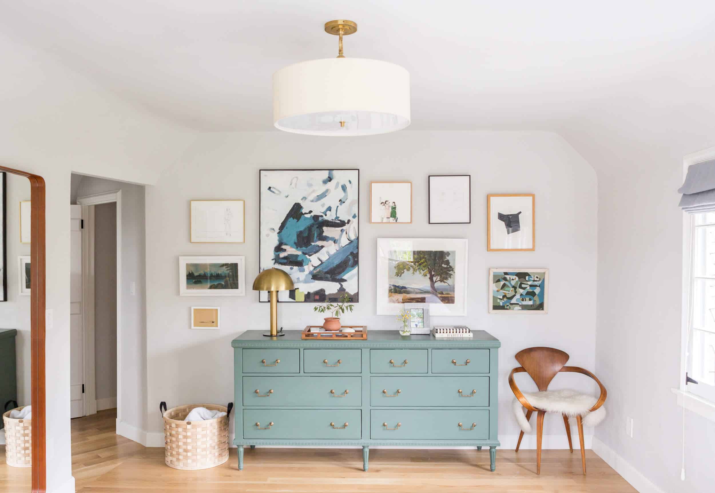 Emily-Henderson-Gallery-Wall-4019