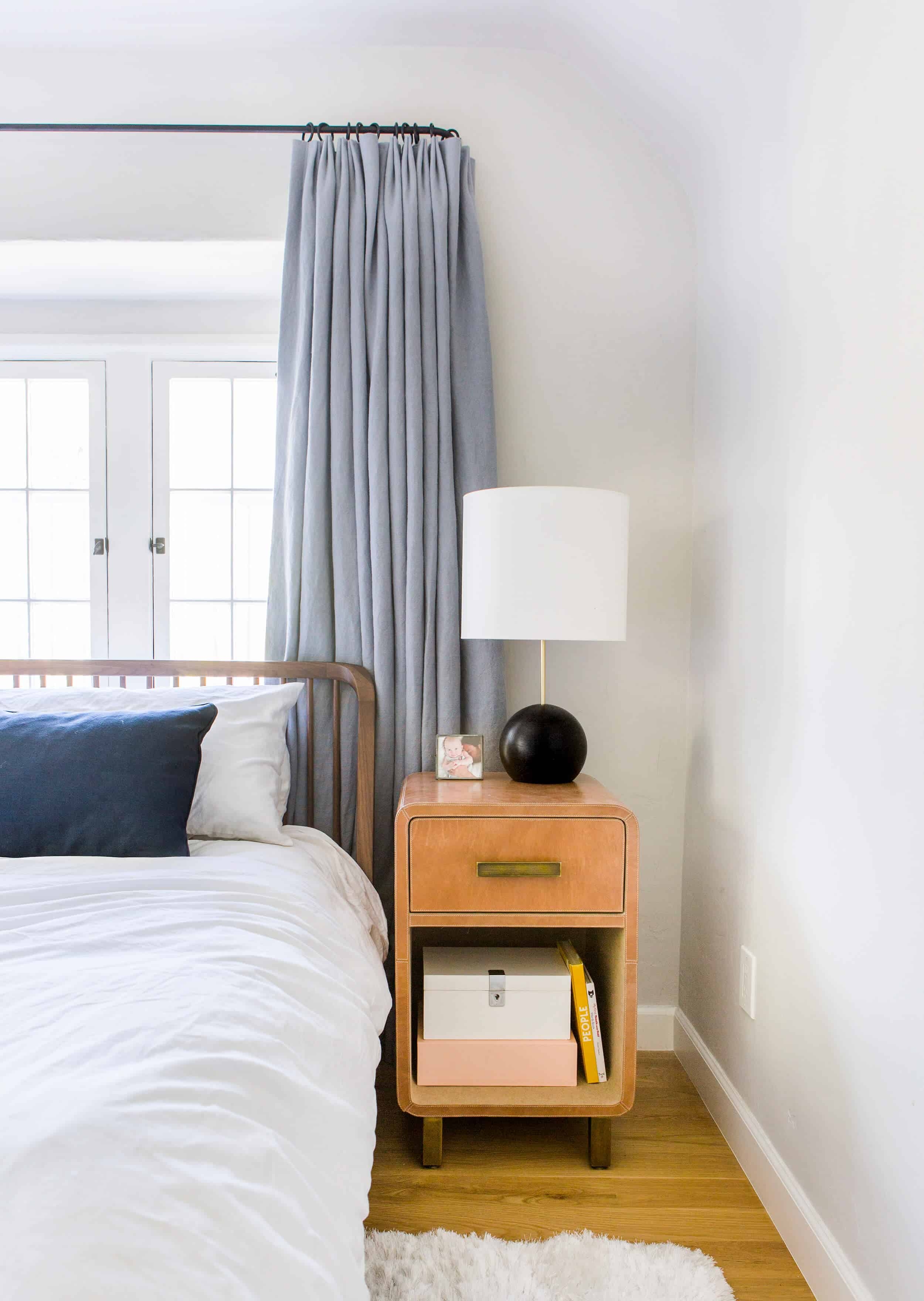 Emily-Henderson_Waverly_House-Updates_Vignettes_Eclectic_Traditional_Cozy_English_Country_Updates_12